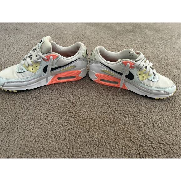 Womens Nike Air Max 90 Summit White Smoke Gray Mango Sneakers CV8819-101 Sz 9 - Picture 6 of 12